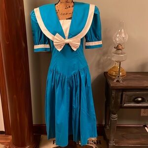 Vintage Wiz 1980s dress size 9/10.